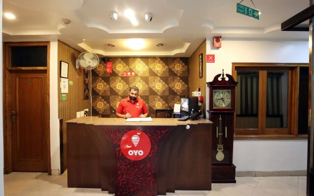 OYO 9230 Hotel Royal Brooks