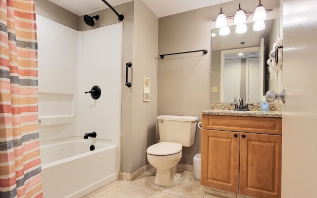 1201 South Hampton 2 Bedroom Condo