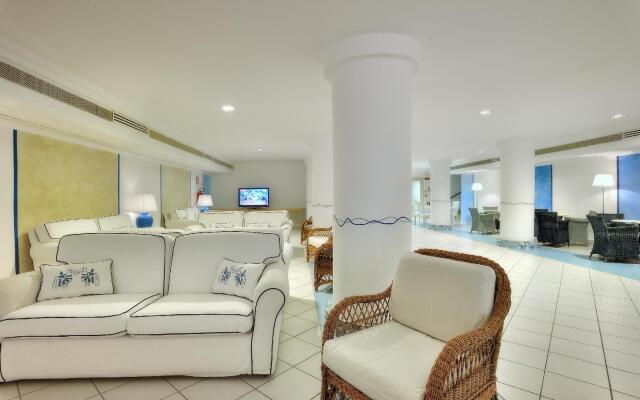 Cala Della Torre Resort