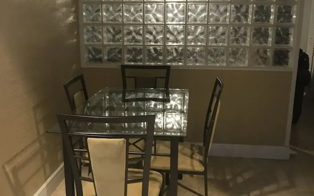 Cozy Guest House Florida Tamarac