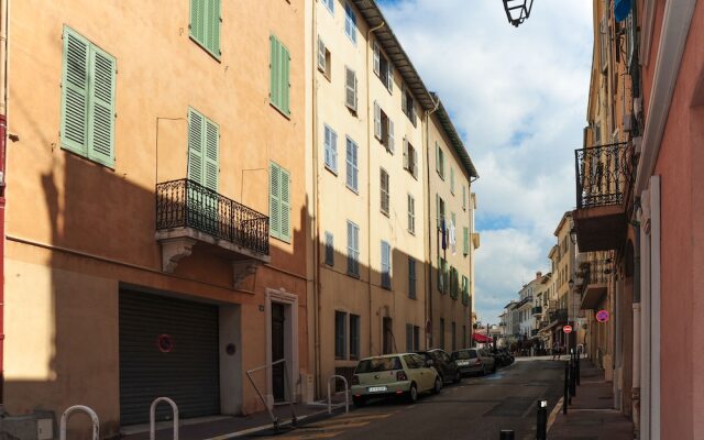 Grand loft au Suquet de Cannes