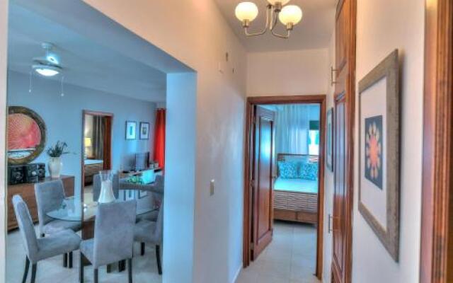 Oceanfront 3 Bdr Apt S-B201