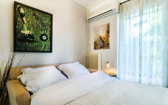 Stylish Apt Next To Thiseio & Keramikos