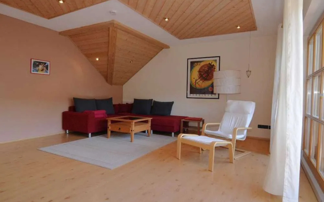 Homely Apartment with BBQ in Riedenburg Prunn near Forest