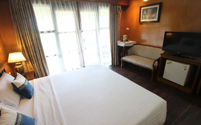 Phi Phi Banyan Villa