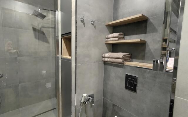 Zhit v Gorakh Na Ulitse Turchinskogo 73 Apartments