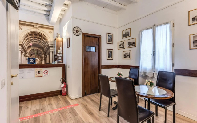 Condotti Inn