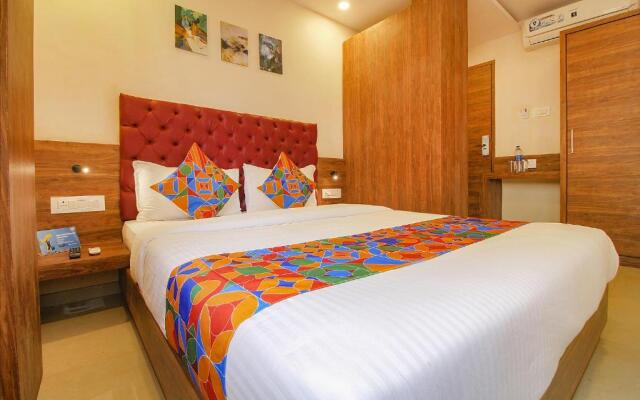 FabHotel Peninsula