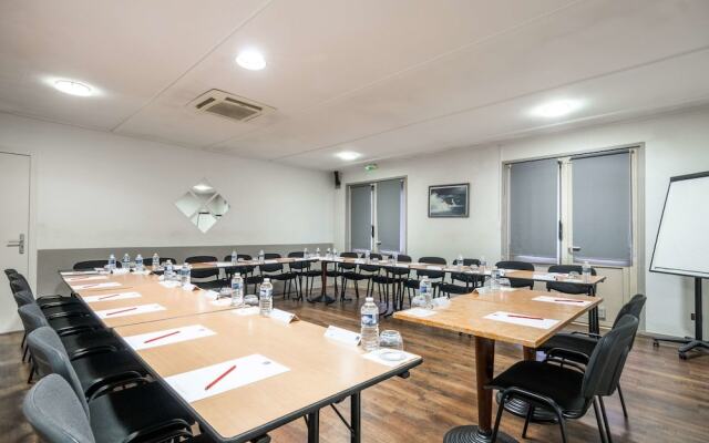 Kyriad Grenoble Est - Meylan