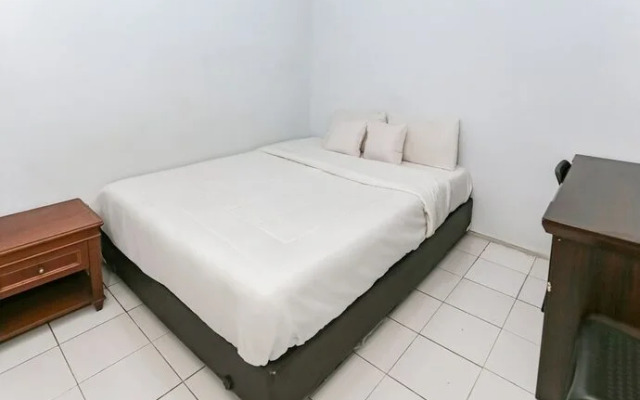 SPOT ON 93515 Pulo Gebang Guest House