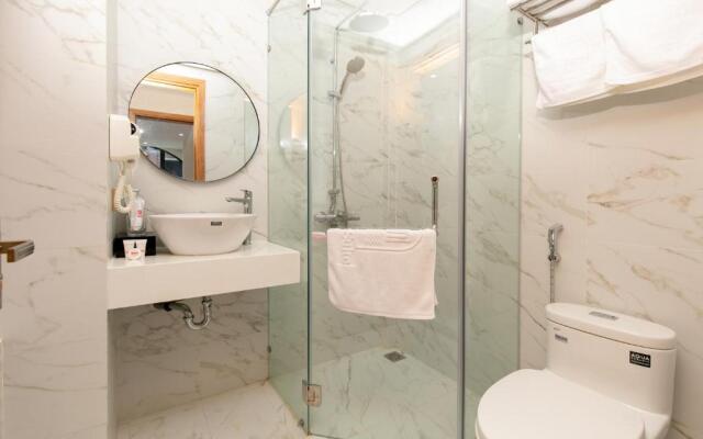 Maple Suite Hotel And Apartment
