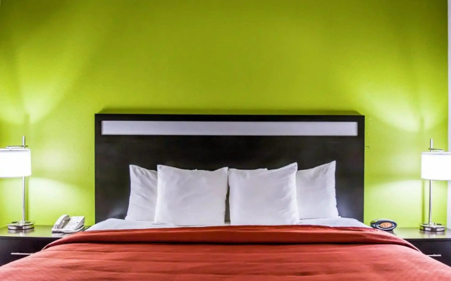 Quality Suites Fort Myers I-75