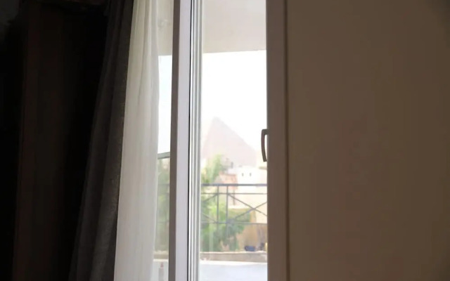 Pyramids Heritage INN