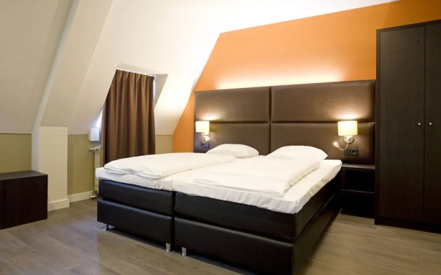 Hotel Roermond Next Door