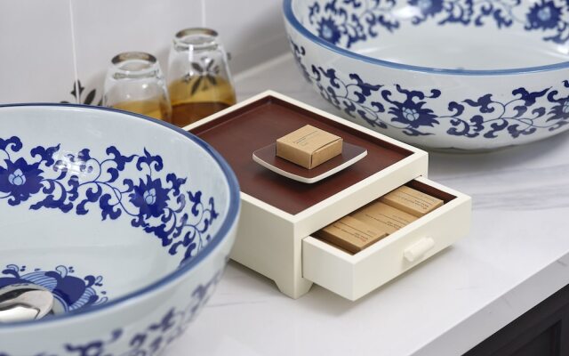 Golden Sun Hotel - Mangden