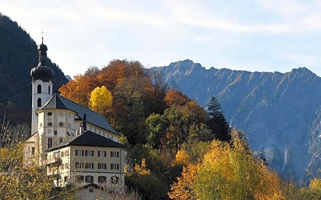 Chalet M