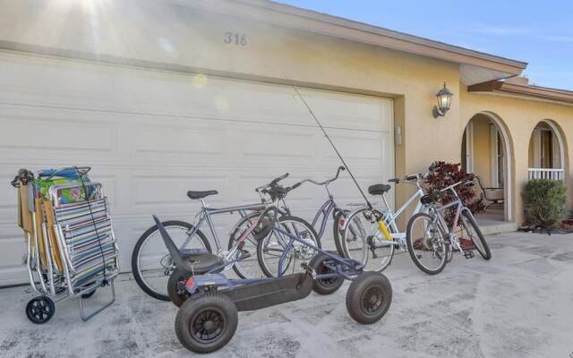 Sand Hill St. 318 Marco Island Vacation Rental  3 Bedroom Home by RedAwning