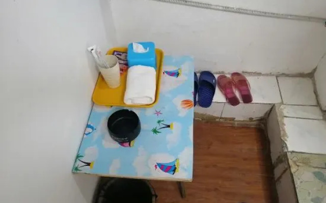 Warm Accommodation (Tong'an Avenue West)