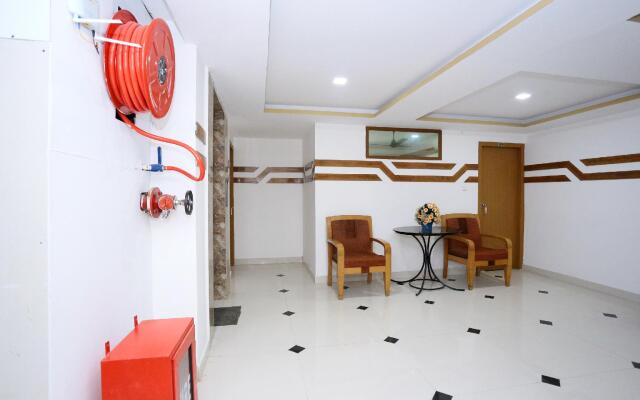OYO Flagship 28744 Olive Residency