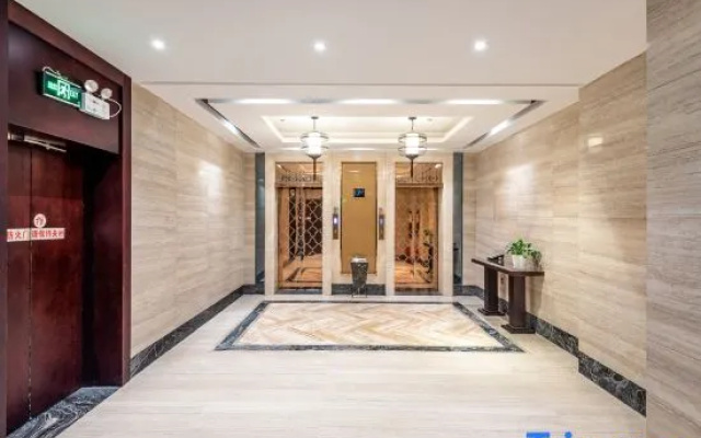 Xiyuan Jinrun Hotel (Longli North Station)