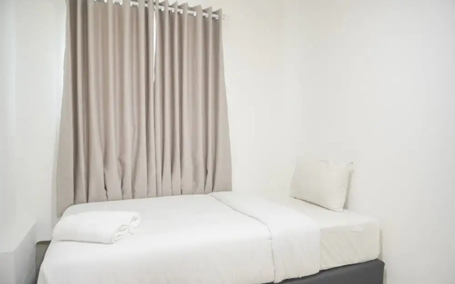 Modern And Homey 2Br At Mt Haryono Square Apartment
