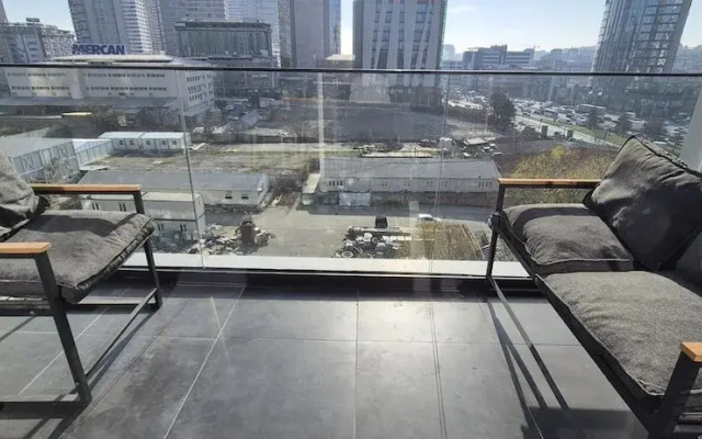 Lux Residence 2 Rooms 1 Saloon