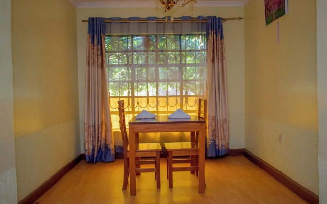 Leafy Park Villa