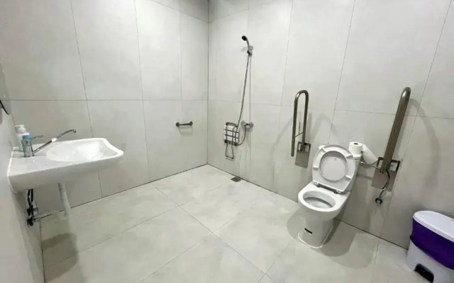 Hostel Travelers Inn