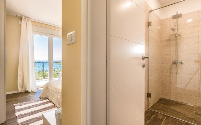 Awesome Home in Pakostane With 3 Bedrooms, Wifi and Outdoor Swimming Pool