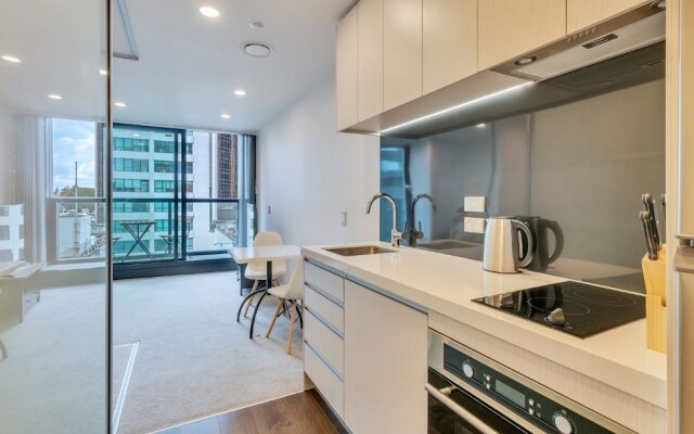 JHT - 1 BRM Apartment, Superb Central, Netflix TV