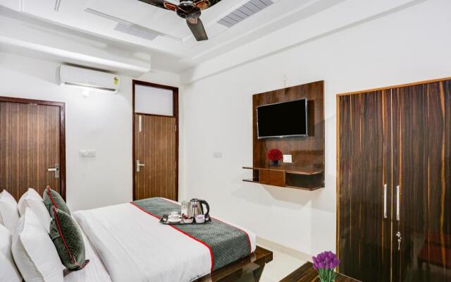 Townhouse 1077 Hotel Noida Galaxy