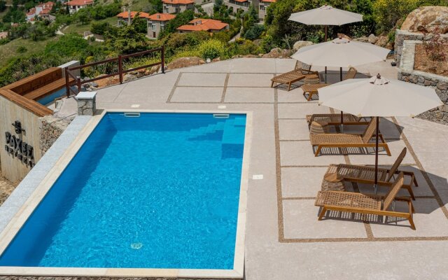 5 Raches Suites