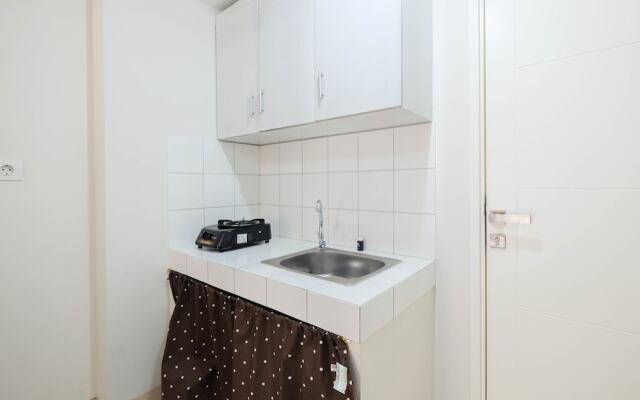 Minimalist 2BR Apartment The Springlake Summarecon