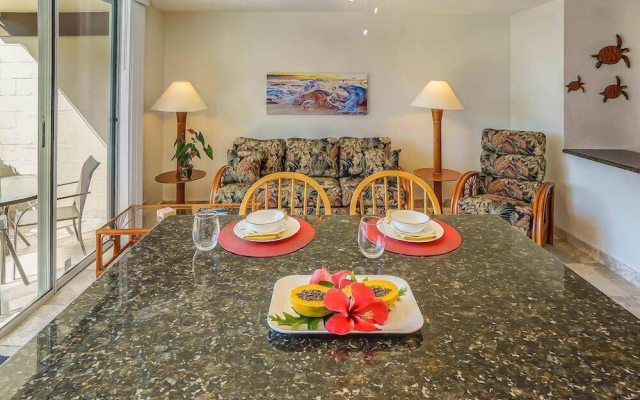 Kona White Sands A4 Romantic Ocean View!