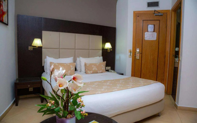 Malak Hotel