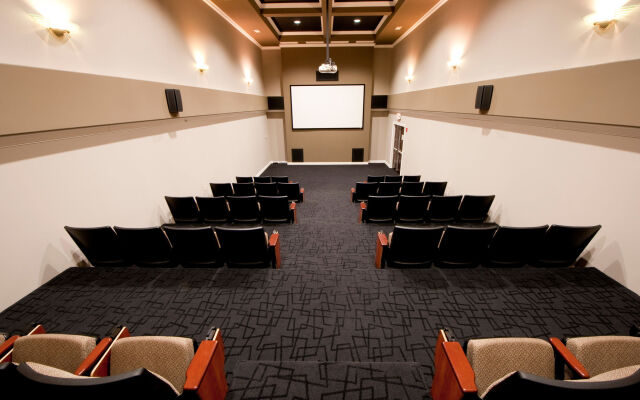 Camden on the Lake Resort & Spa