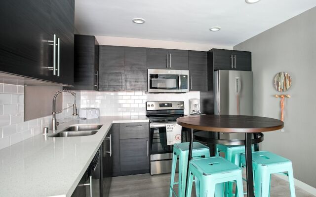 WanderJaunt Luxe Normal Heights Apts