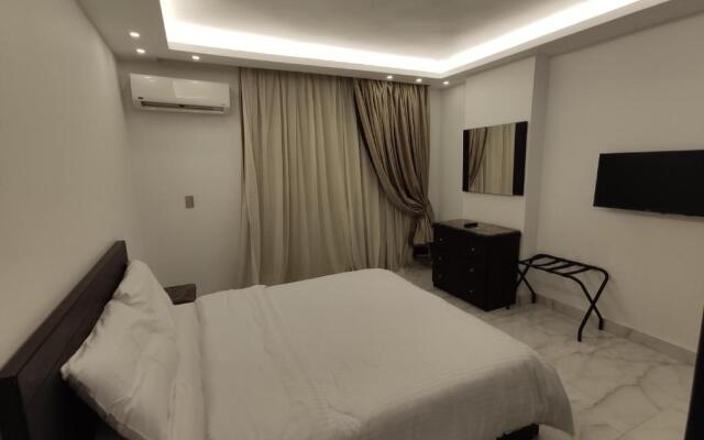 Le Royal Residence 2