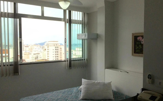 FLAT NOVO - 100M Praia Pitangueiras - Capt.Varam
