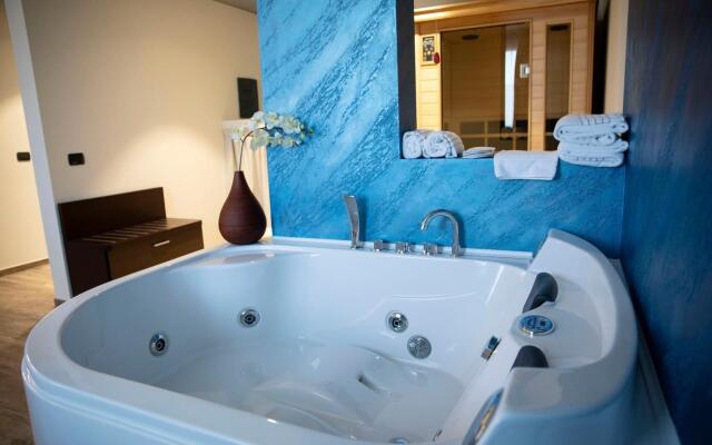 Casta Hotel