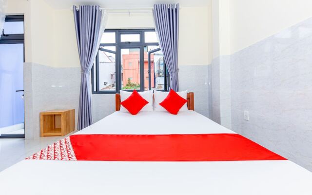 Son Lam Hotel by OYO Rooms