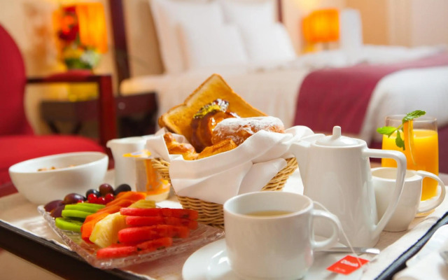 Grand Regal Hotel