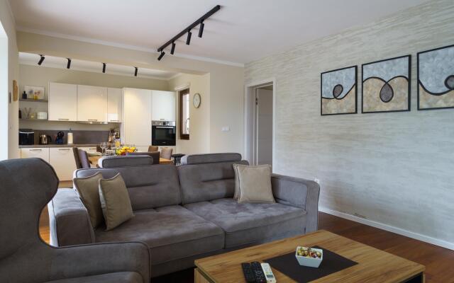 Caprice in Milohnic with 3 bedrooms and 3 bathrooms