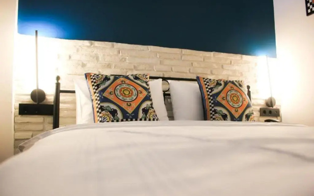 Think Hotel