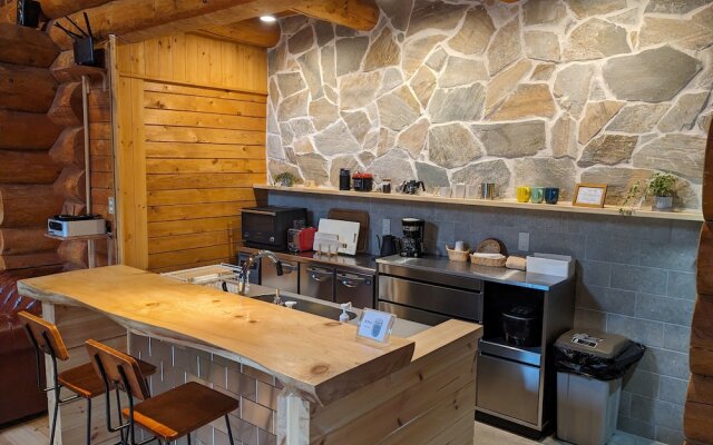 Log cabin rental & Finland Sauna Step House