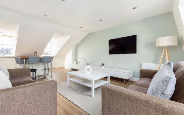 Luxurious Apartment in Wandsworth