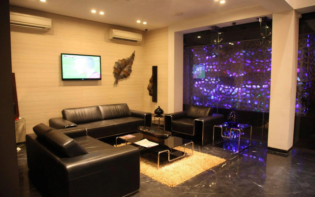 Fahrenheit Hotel