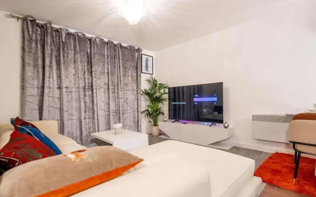 Apartmentsleeps4-citystay-view Over River Irwell