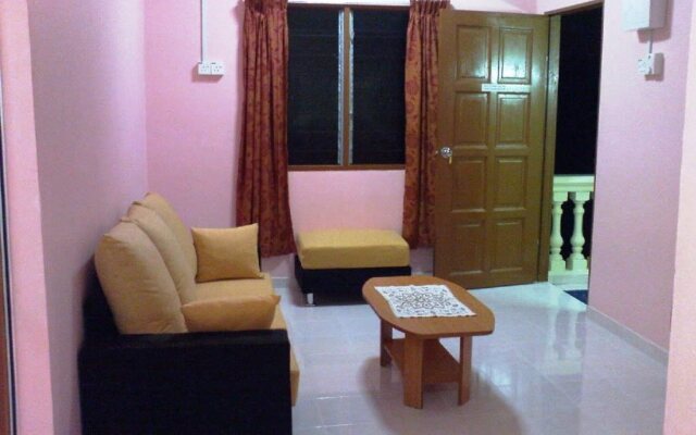 Homestay Sri Warisan