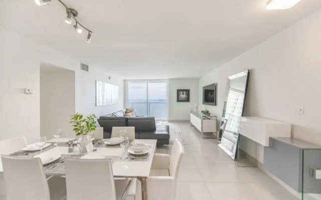 Direct Ocean View 3Br at Brickell